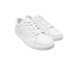 Fuego Low-Top Dance Sneakers en blanco