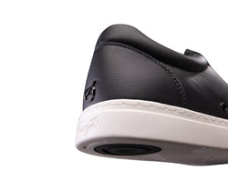 Fuego Low-Top Dance Sneakers in black/white