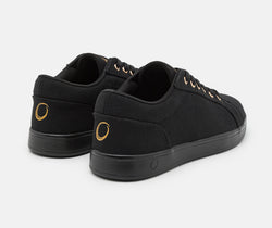 Smove Dance Sneaker in black with black sole