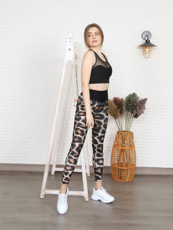 1080 Extra High Waist Leggings in Leopard